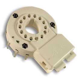 ZOCALO TUBO IMAGEN DE 11 PINES 09