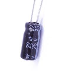 IMAGENES DE CONDENSADORES ELECTROLITICOS DE 10 A 100 MICROFARADIOS 